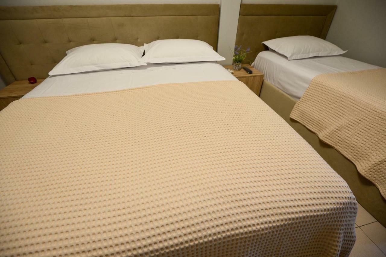 Hotel Niku Тирана Экстерьер фото